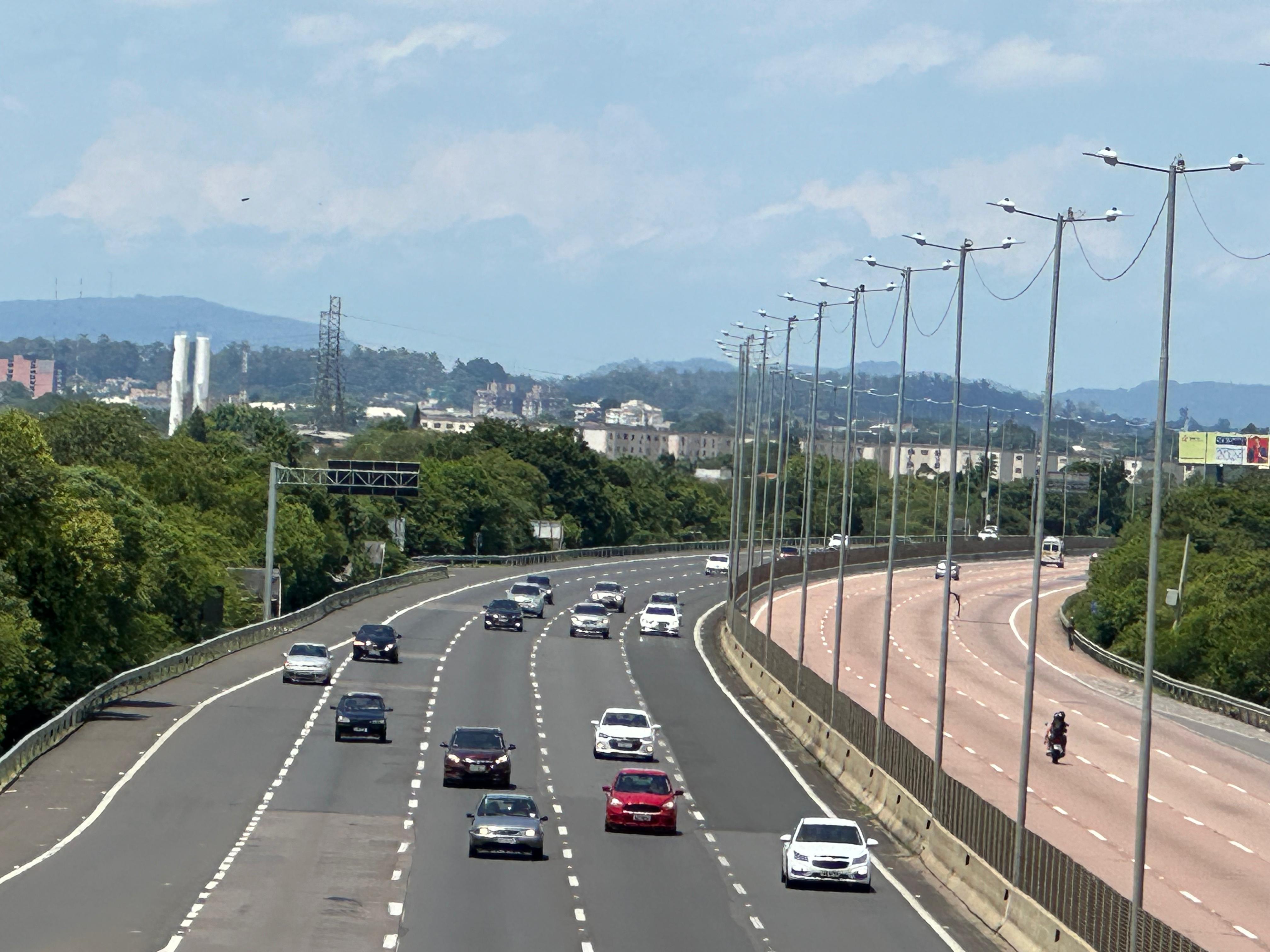 TRÂNSITO: Quase 50 mil veículos já passaram pelo pedágio de Santo Antônio da Patrulha no retorno do litoral