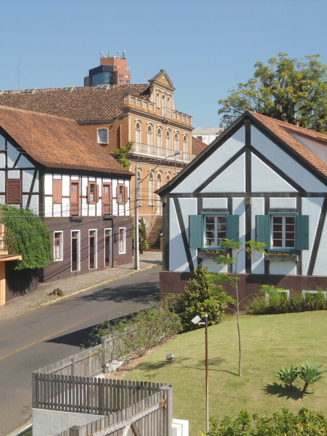 Voc&ecirc; deve conhecer o Centro Hist&oacute;rico de Hamburgo Velho