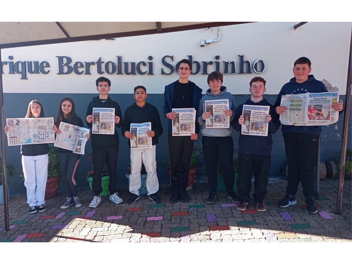 Alunos da Escola Municipal de Educação Infantil e Ensino Fundamental Henrique Bertoluci Sobrinho