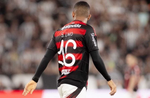 Apesar de “seca”, Samuel Lino recebe voto de confiança no Flamengo