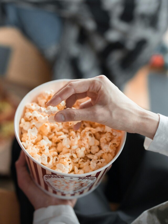 Melhor que a do cinema! Como fazer pipoca com leite em p&oacute; irresist&iacute;vel