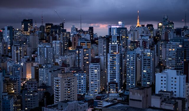 São Paulo é a maior cidade do Brasil, segundo o IBGE.

Reprodução: Unsplash / Loïc Fürhoff