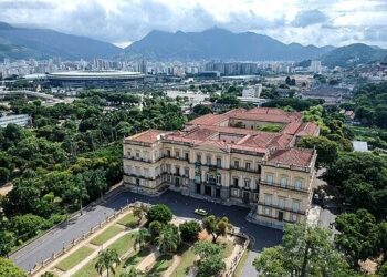 O Palácio de São Cristóvão, onde fica o Museu Nacional. 

Foto: Marcelomania / Wikimedia Commons